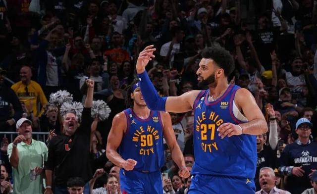 ewc-园区战神归来！37岁CP3遇上巅峰穆雷：无冠魔咒乍现